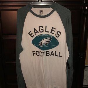 Old Navy Eagles TShirt
